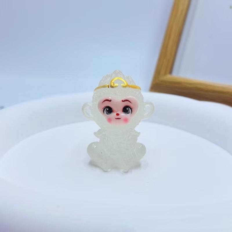 Svietiaci 3D Opičí kráľ Sun Wukong DIY Šperkové doplnky Malý darček Prívesok do auta