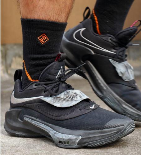 Nike Zoom Freak 3 EP Black Metallic Silver DA0695-002