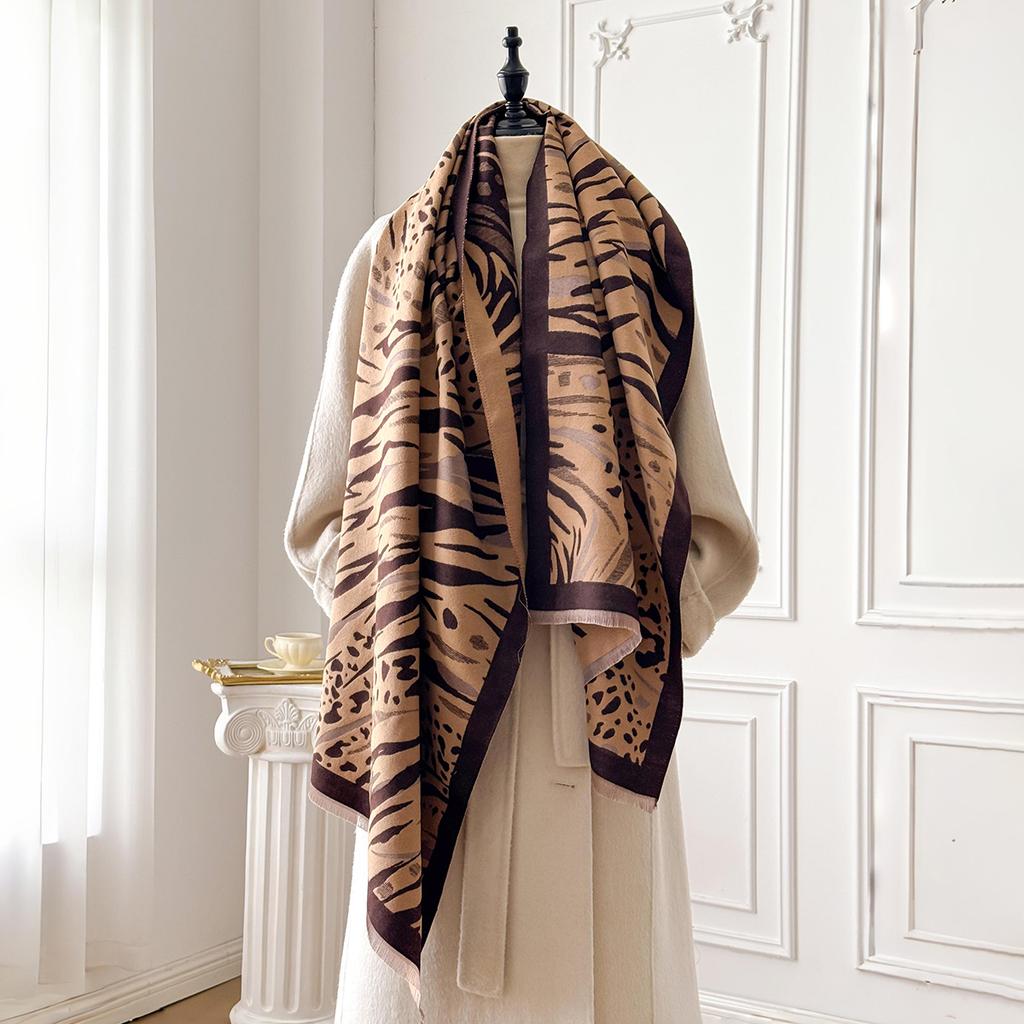 Design Winter Warm Cashmere Shawl Fashion Scarf Women Neckerchief Pashmina Head Scarves Wrap Femal Poncho Echarpe Bandana