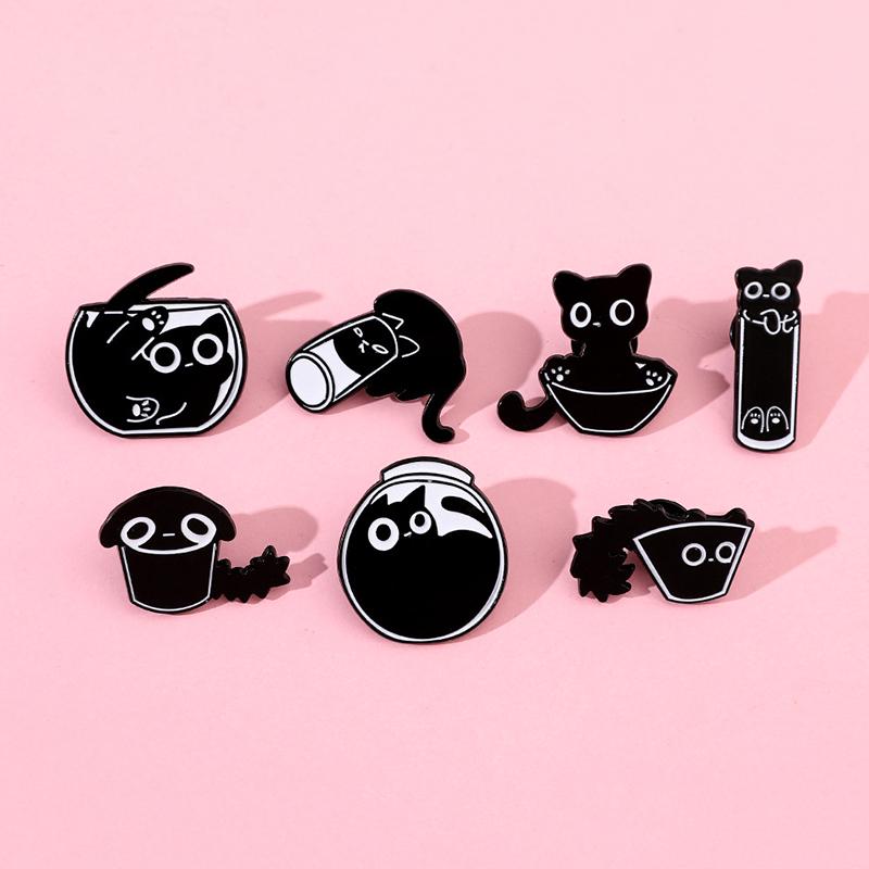 1Pc Cat Brooch Jewelry Gifts Cartoon Animal Lapel Pins Bag Accessories Clothing Decor Cute Badges Black Kitten