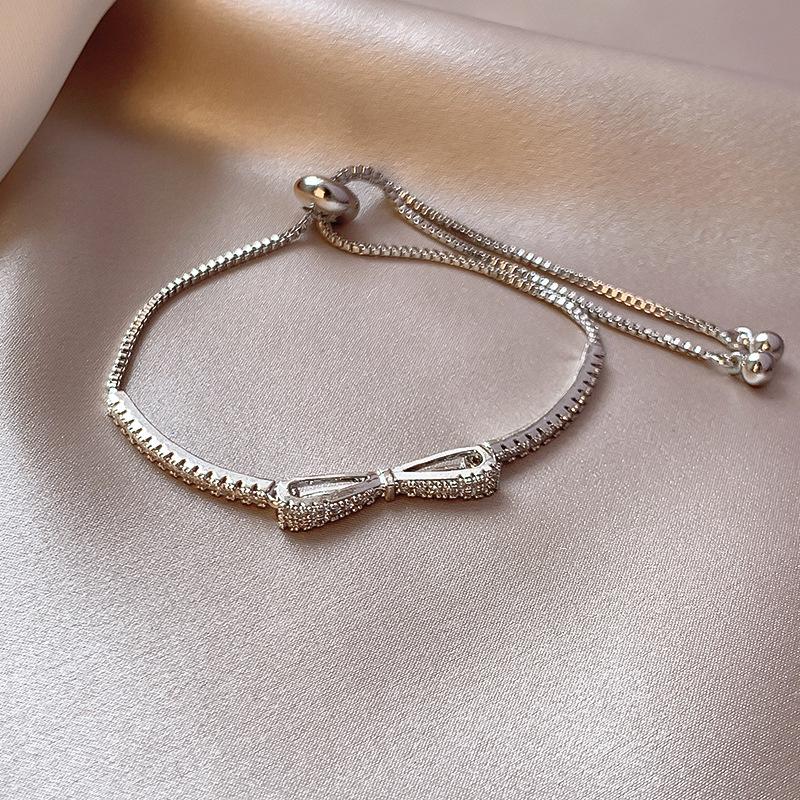 2025 Trendy Pearl Zircon Flower Bow Bracelet: Women's Chic, High-End, Versatile Design