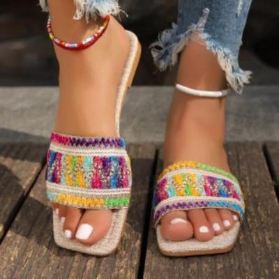 Modne buty damskie 2024 Modne podstawowe damskie kapcie Gorąca sprzedaż Nowoczesne kapcie damskie Mieszane kolory Kwadratowy nosek Outdoor Duży rozmiar Sandał