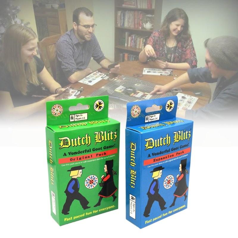 Joc de cărți captivant Dutch Blitz pentru distracție în familie, cu cărți colorate în albastru și verde