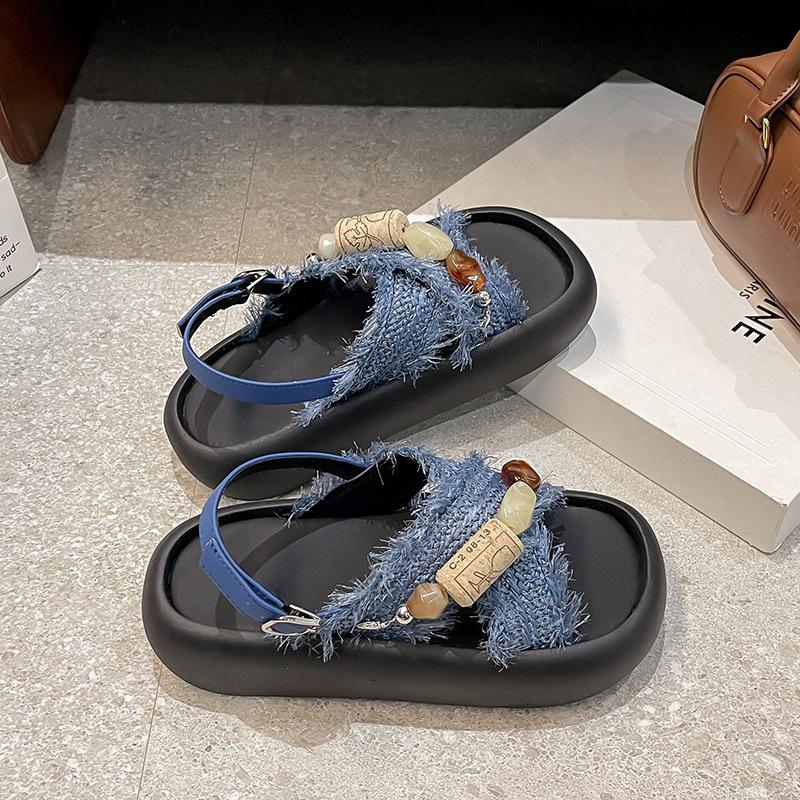 

French small fragrant slippers women s summer wear 2025 new Internet celebrity fashion beaded word thick-soled beach sandals 40 синий