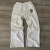 Graues besticktes Kapuzenpullover- und Jogginghosen-Set - Amerikanischer lässiger Herbst-/Winter-Trend
