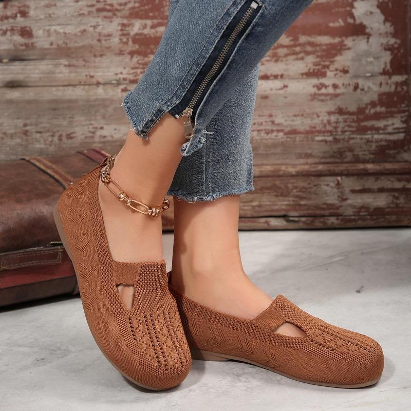 Women Stylish Soft Knitted Flat Shoes Round Toe Hollow Out Design Breathable Lightweight Comfortable Slip on Walking Shoes