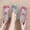 Women's Retro Ethnic Embroidered Soft Sole Shoes - Comfortable and Fashionable Chinese Style Mother's Shoes