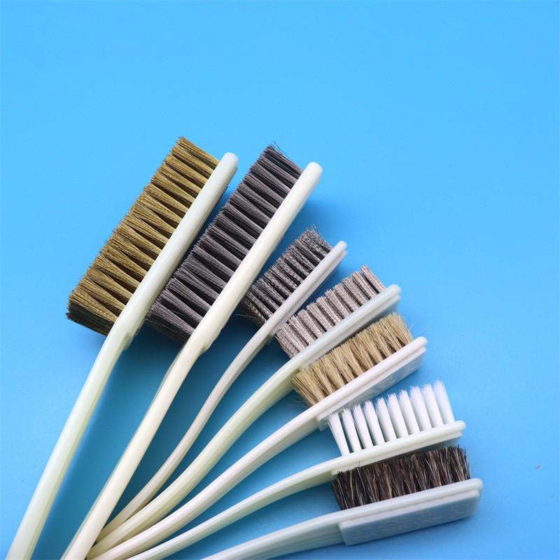 Long Handle Stainless Steel and Copper Wire Brush for Rust Removal