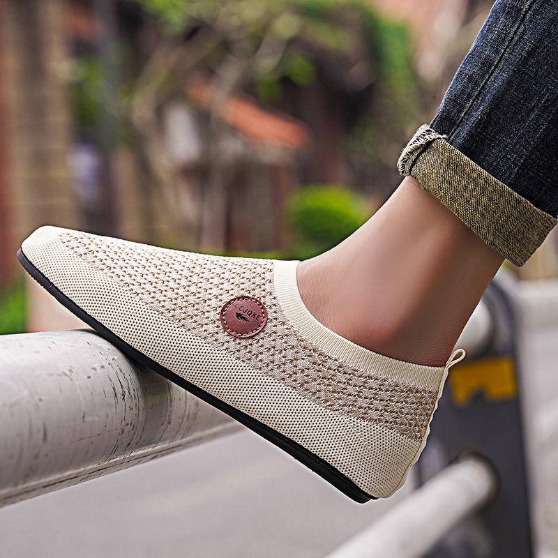 MAEDEF Men's Shoes Breathable Loafers Men Shoes Lightweight Home Bedroom Slippers for Men Comfortable Walking Shoes