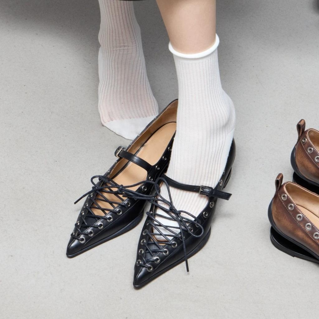Fashion NEW 2025 Pointed Toe Flat Bottomed Ballet Single Shoes Punk Style New Fashionable Women Shoes Rivet Strap Bow Handmade Shoe