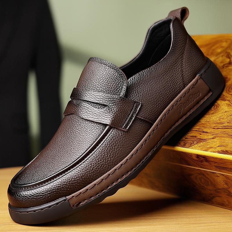 Fashion Handmade Men Casual Shoes 2025 New Flats All-match Fashion Loafers Mens Comfortable Driving Moccasins Men Business Leather Shoes