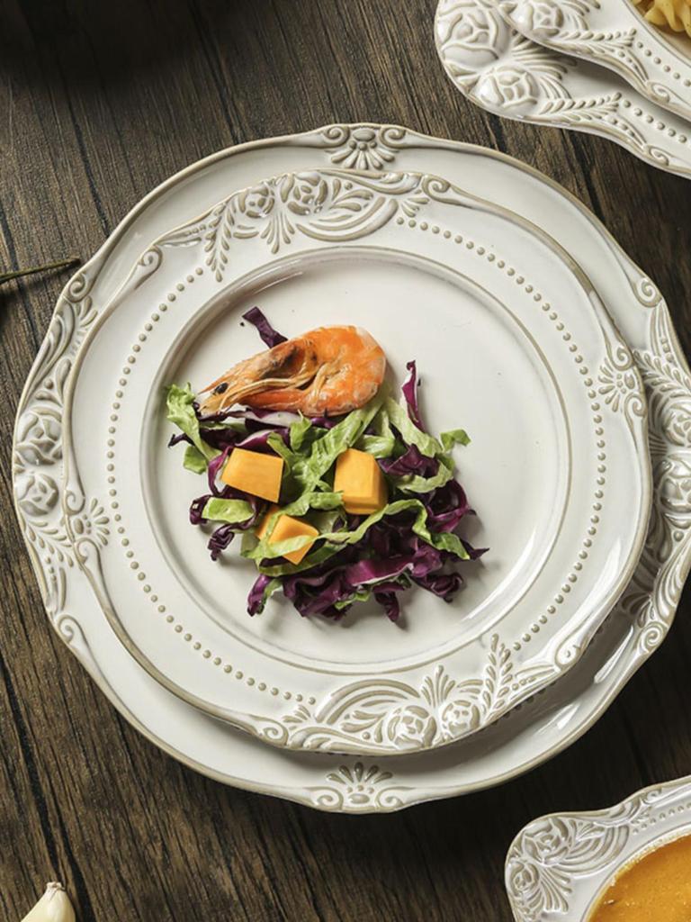 Set de Veselă Ceramică în Stil European cu Relief: Farfurii de cină, Boluri de orez, Boluri de salată și Farfurii pentru friptură