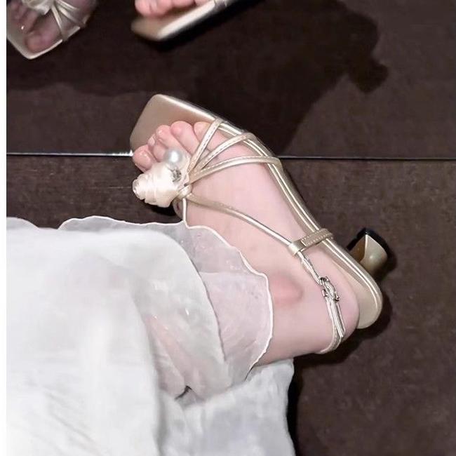 With skirt gentle wind evening shoes thick heel not tired feet high heels summer new French pearl sandals women
