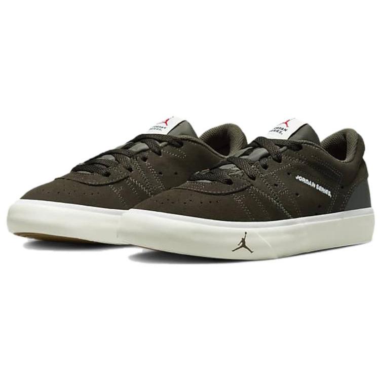 Jordan Air Jordan Series ES Slip Resistant Abrasion Resistant Low top Kids' Skateboarding Shoes Black Unisex DN3205-206