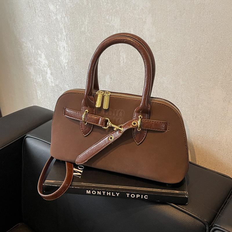 

Нішевий дизайн у стилі ретро для приміських поїздок, універсальна одноплеча під пахвою 2024, нова високоякісна повсякденна портативна сумка-мессенджер темно-коричневого кольору