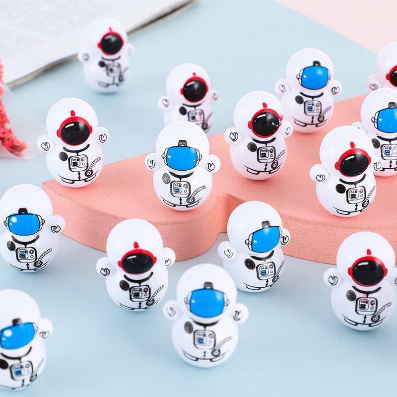 Yiwu Night Market Luminous Toys & Gifts Creative Stall