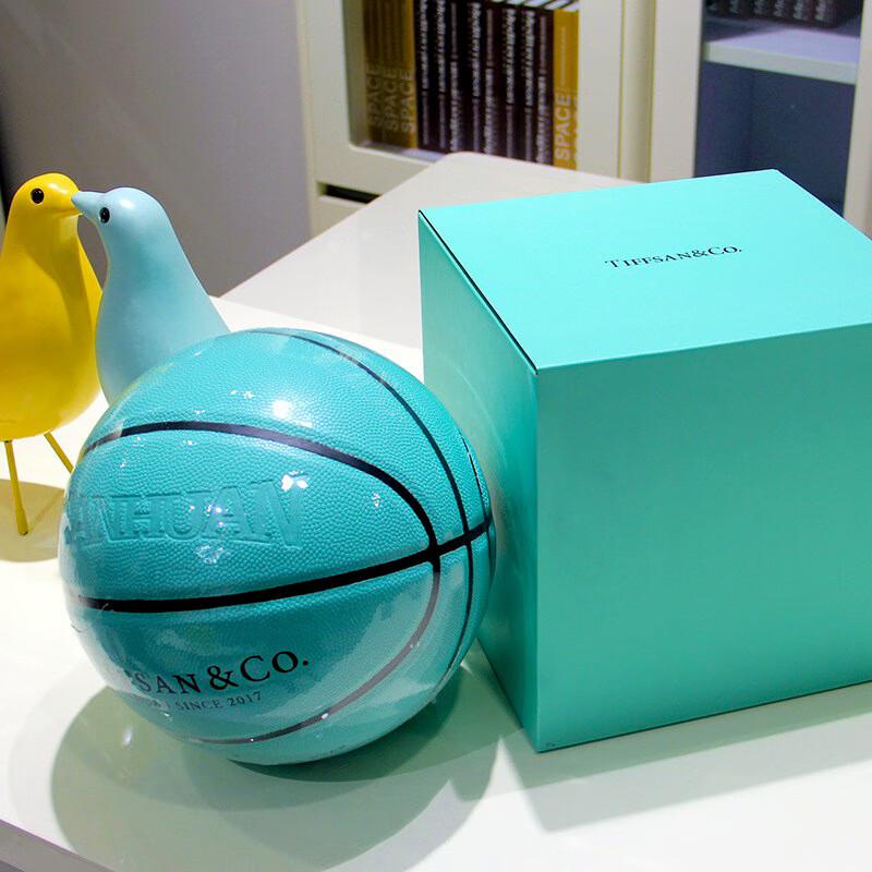 Three Rings Moisture-Wicking Size 7 PU Basketball Gift Set