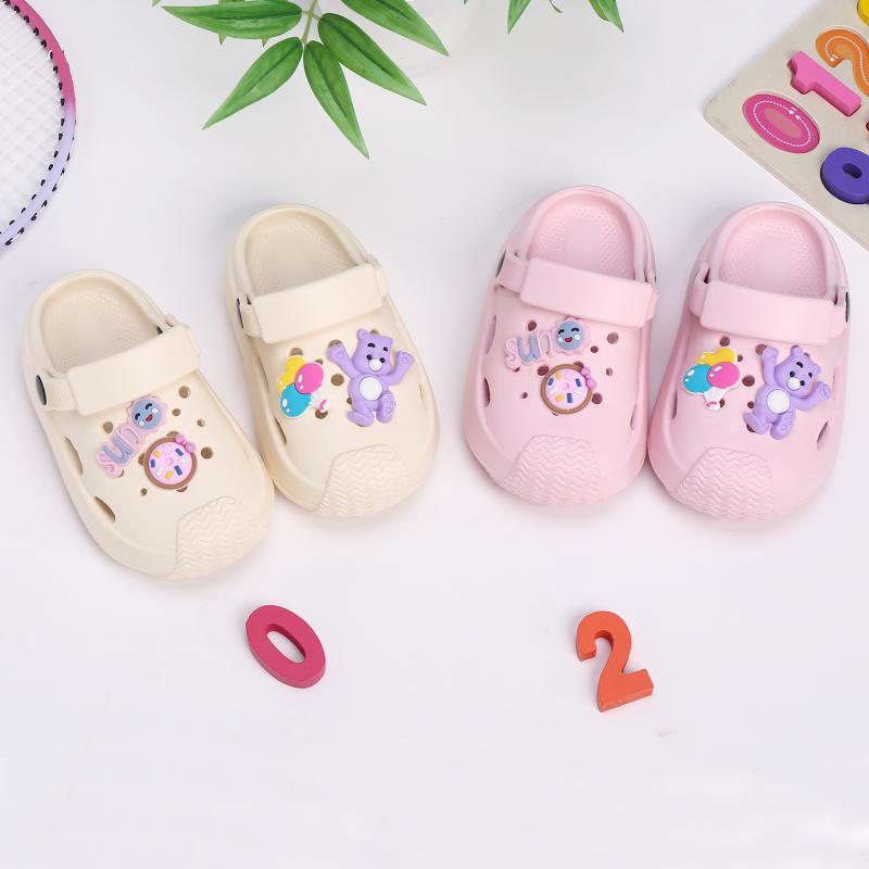 New Children's Garden Shoes Boys Girls BaoTou Non-collision Summer Soft Bottom Wear Slippers Outdoor Beach Sandals