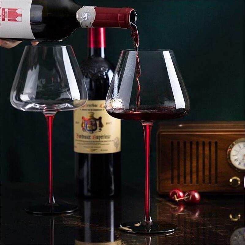 

LISM Plastic Rotating Decanter & 6 Wine Glasses Set