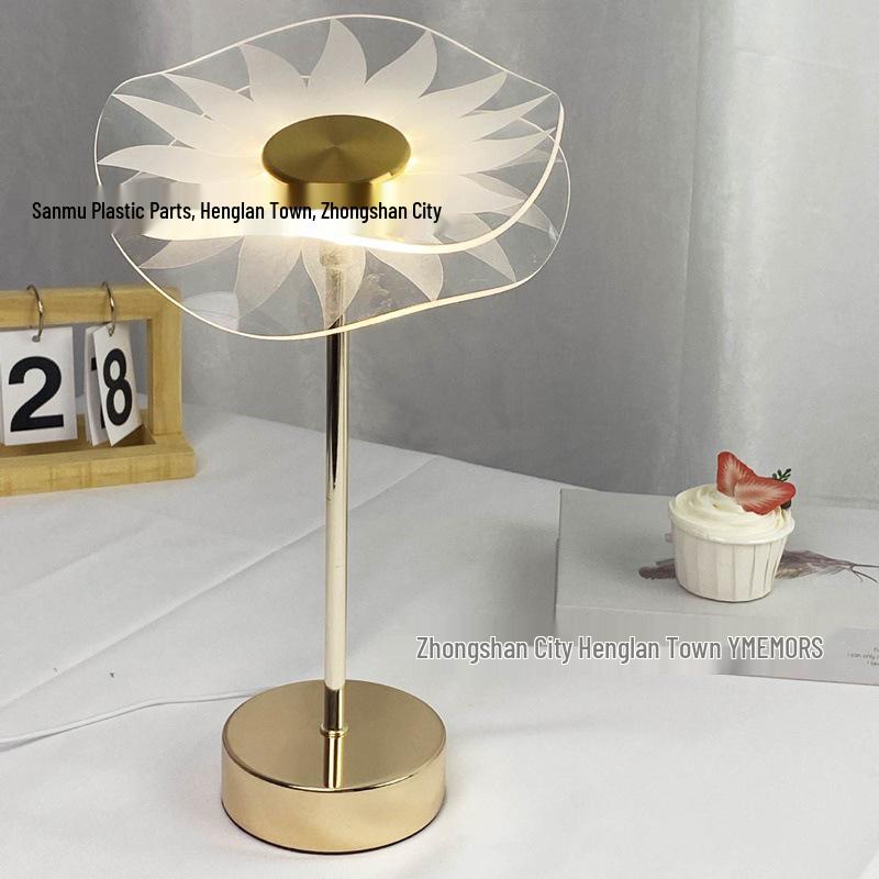 Nordic Butterfly Desk Lamp - Luxury Bedroom & Atmosphere Lighting