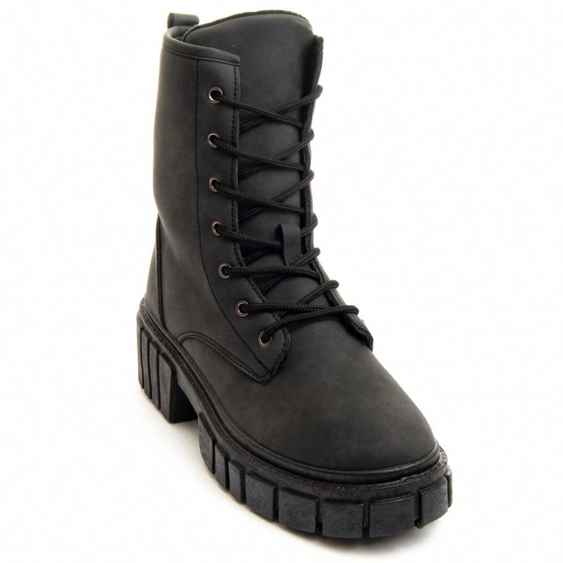 Comfortable Boot for Women.  Montevita  Militarsuav  77300