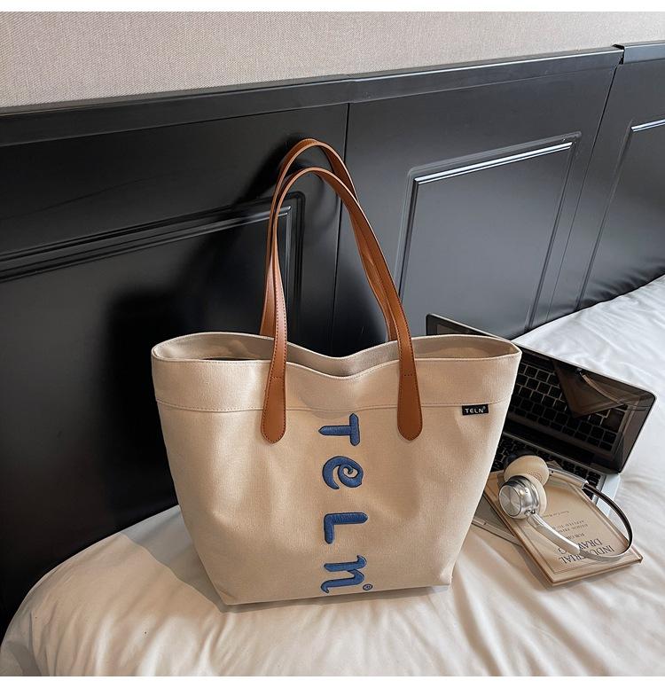 Large Capacity Canvas Bag Summer New Shoulder Bag Casual Tote Bag Letter Embroidery Trend Commuter Women's Bag