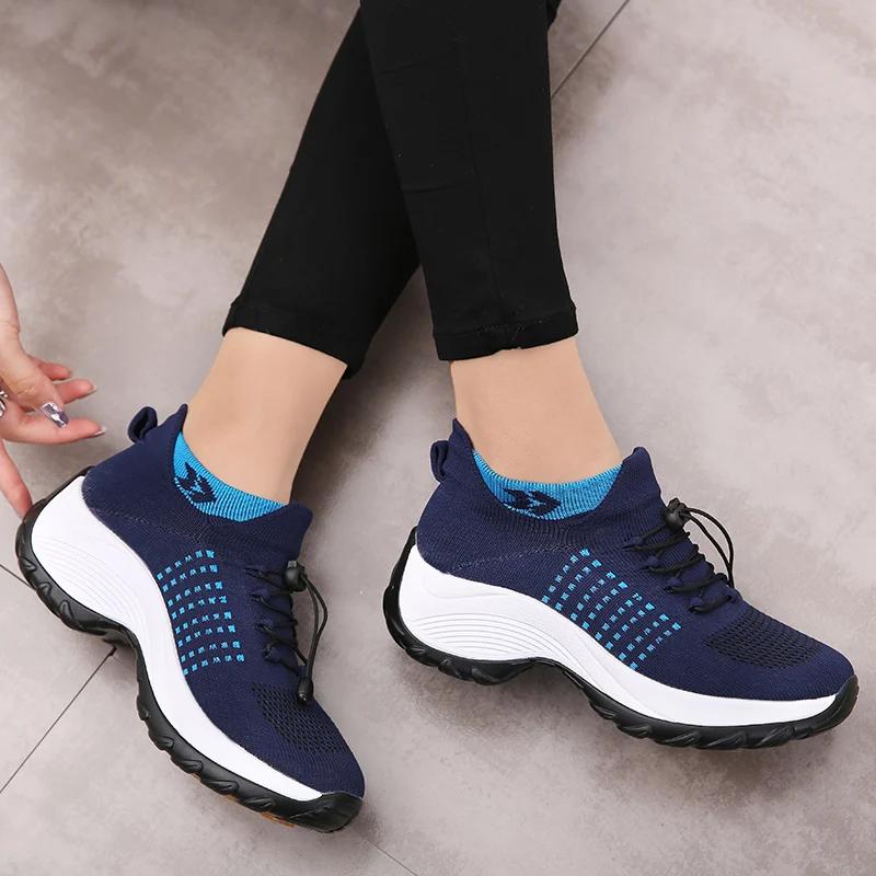 Fashion Outdoor Women Walking Sneakers Fashion Jogging Sock Shoes Youth Girls Trainers Breathable Ladies Platform Non-Slip Light Loafers