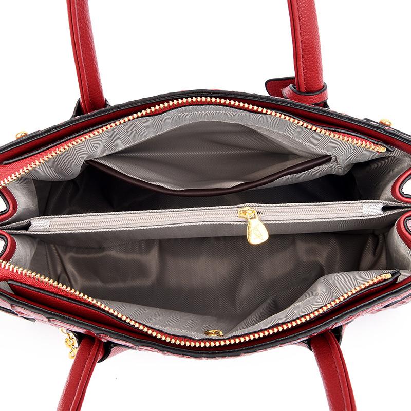 New Fashion Style of Women's Annual Bag for Four Seasons Crocodile Pattern Large Capacity Middle-aged Mother Bag Hand-held Shoulder Slant Straddle