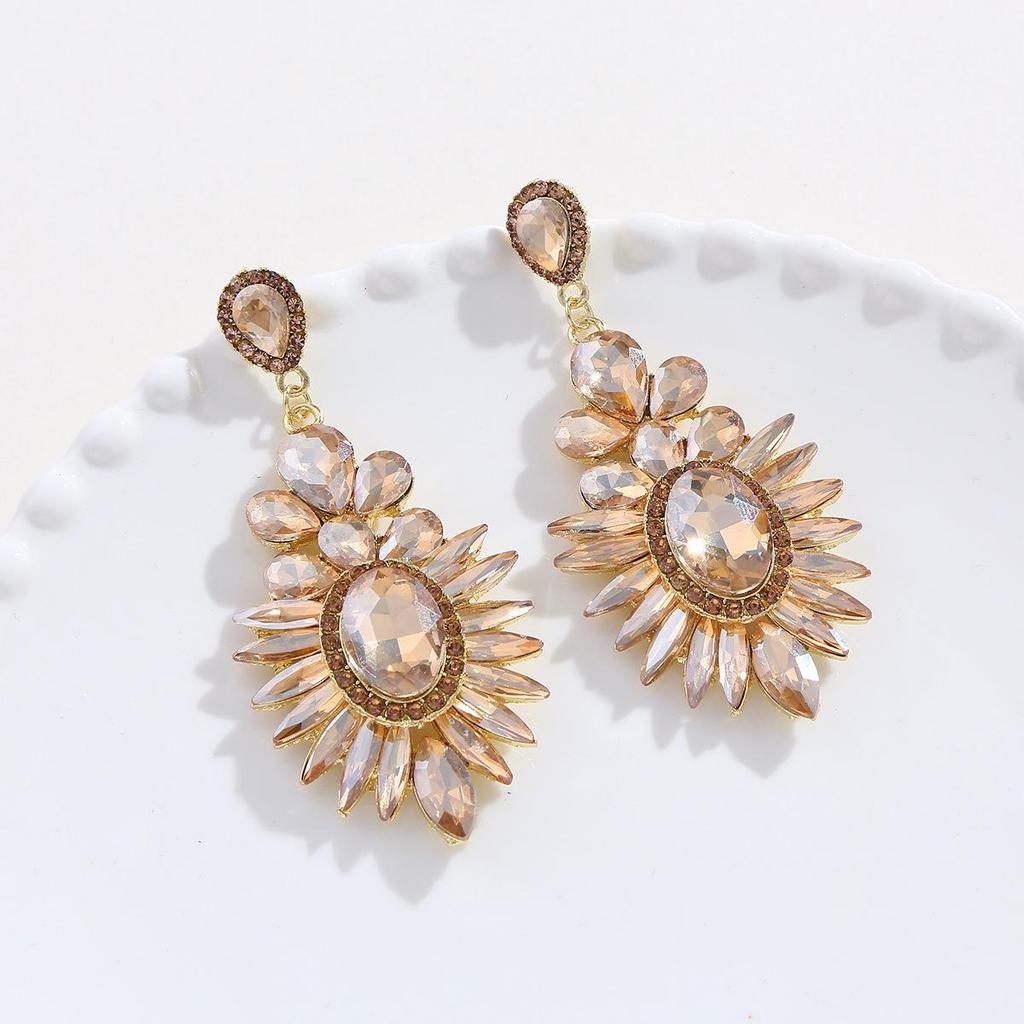 Exquisite Crystal Rhinestone Oval Drop Earrings for Women - Elegant Wedding & Event Jewelry