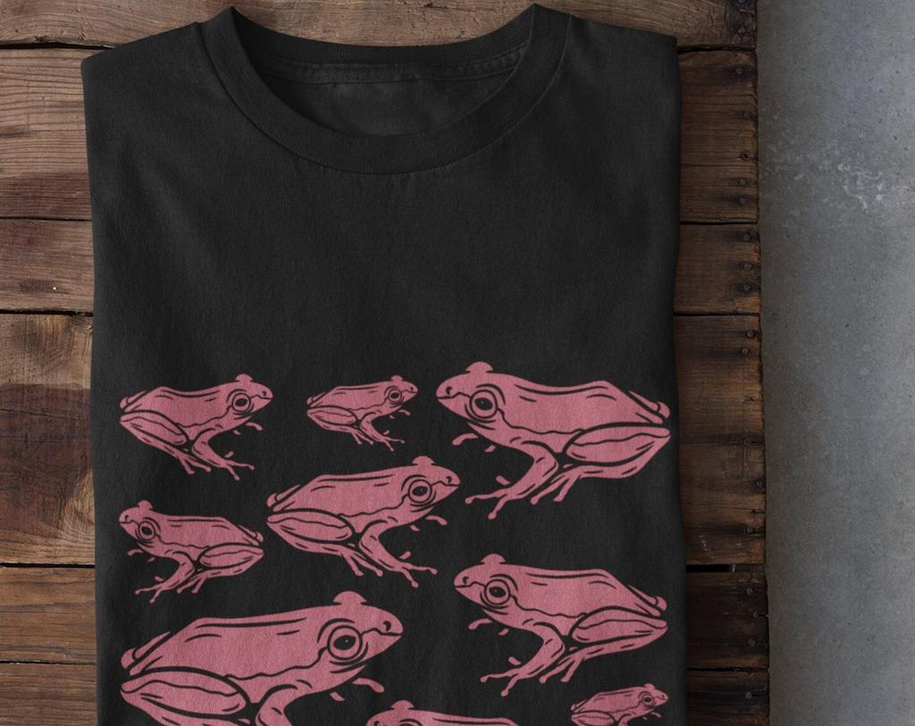 Frog Shirt, Pastel Goth Clothing, Alternative Clothing, Cottagecore T Shirt, Y2k Clothing, Dark Academia,Grunge Clothing,Goblincore Clothing