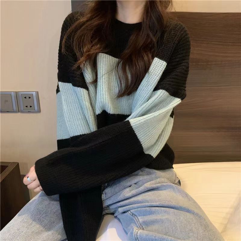 Autumn and Winter Retro Style Short Color Matching Crew Neck Pullover Sweater Women's Loose Lazy Style Versatile Striped Long-sleeved Knitted Sweater