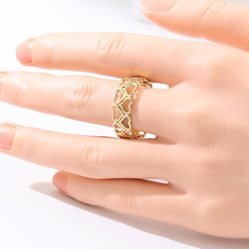 Minimalist Hand Carved Heart Hollow Women's Ring Gold Color Metal Geometry Daily Wear Party Jewelry Anniversary Gift