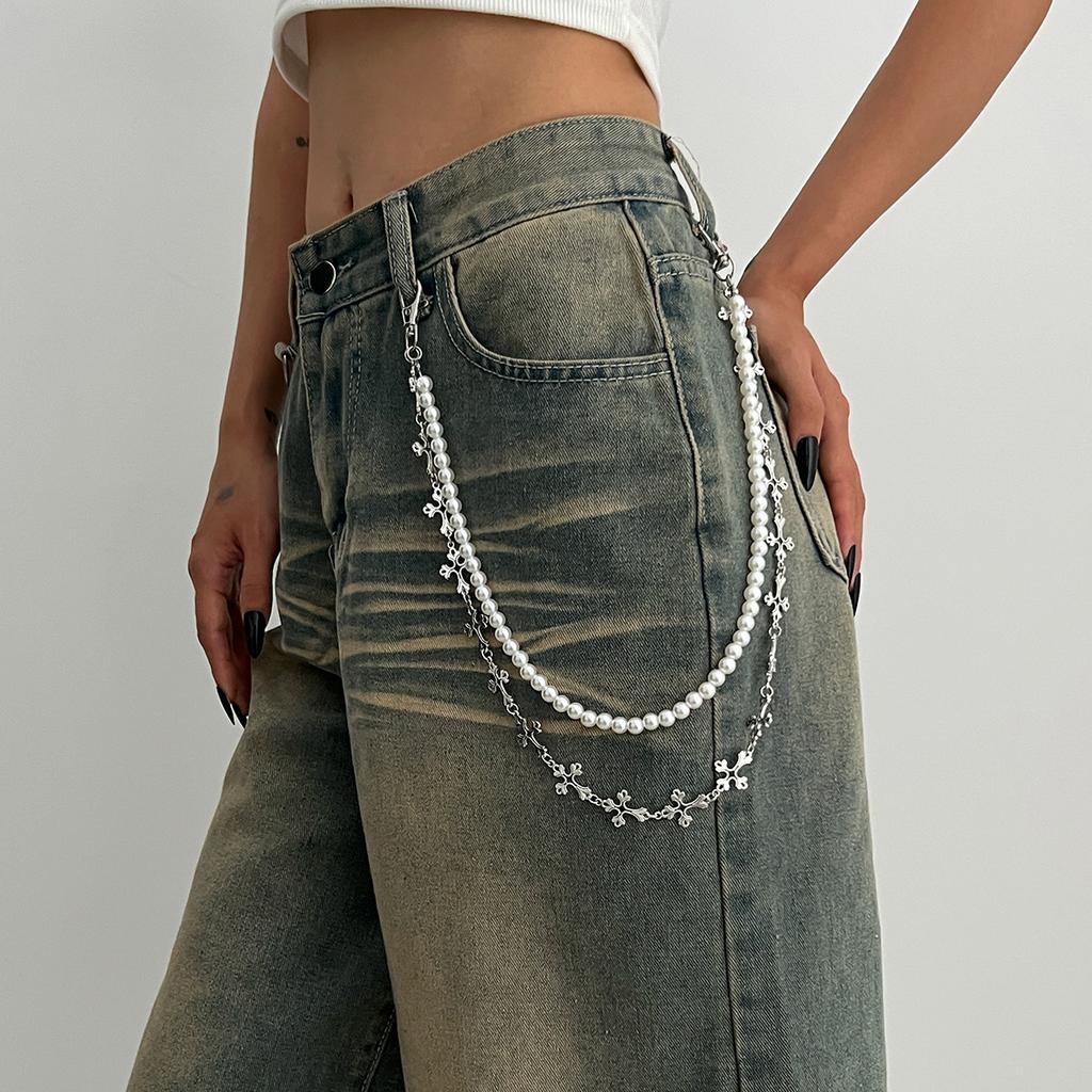 Hip-Hop Metal Cross Pendant Trouser Chain, Fashionable Imitation Pearl Beaded Chain Waist Pendant.