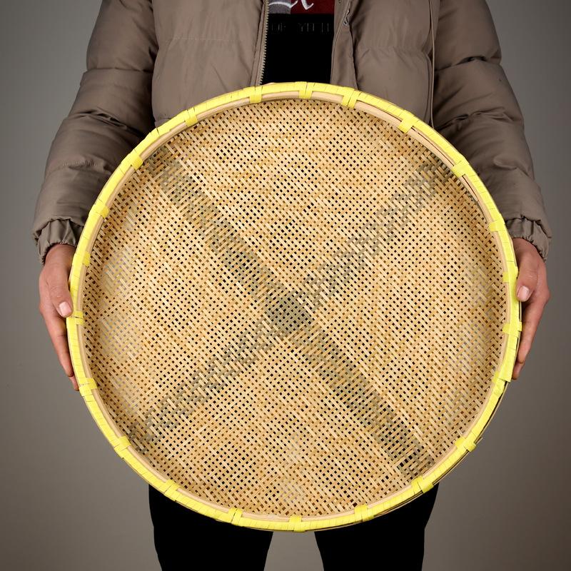 Bamboo Woven Round Winnowing Basket: Household Basket for Storage, Decoration, and Drying Tea or Goods
