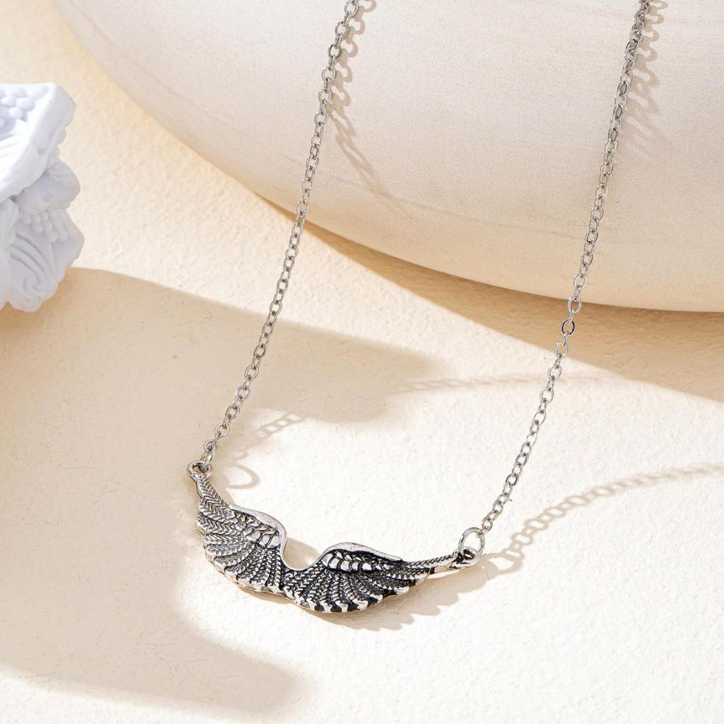 Collana personalizzata con ali d'angelo da donna
