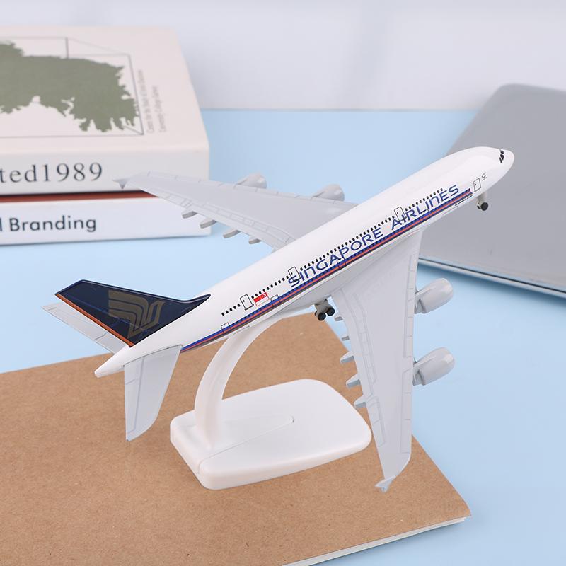 20Cm Plane Model Boeing A380 Singapore Airlines Aircraft Alloy Simulation Airplane Model Aircraft For Kids Toys Christmas Gift