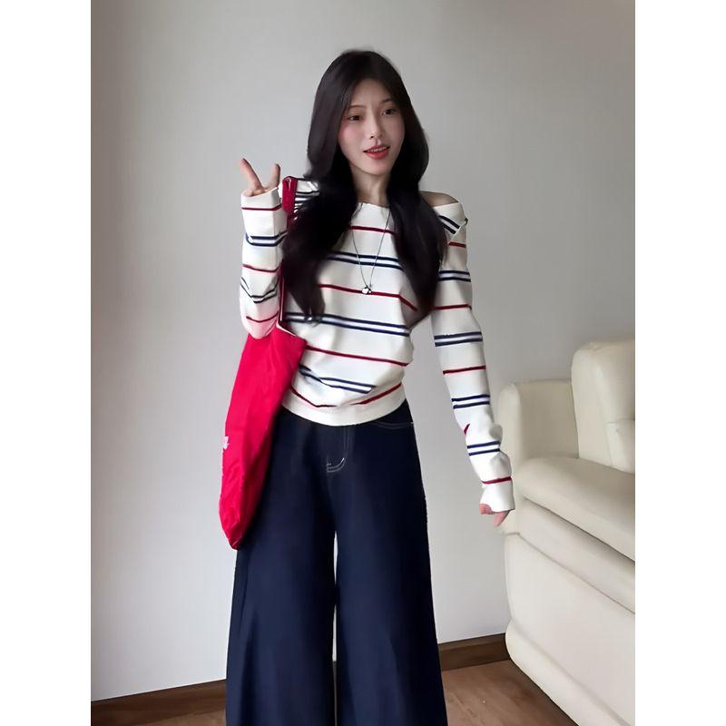 Korean-Style Diagonal Collar Striped Long-Sleeve Knit Top for Women, Early Spring Slim-Fit Versatile Top, Casual Short Off-Shoulder T-Shirt