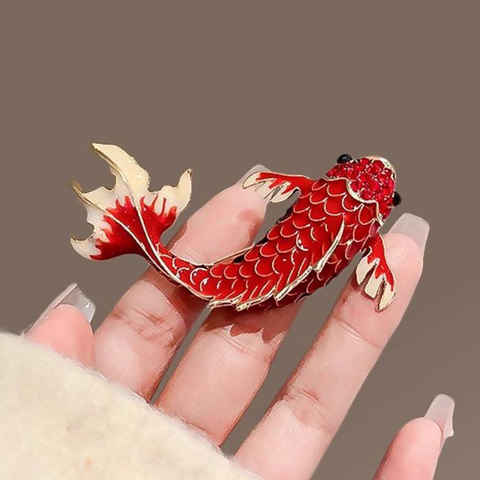 Exquisite Retro-Neujahrs-Karpfen-Brosche für festliche Pullover und Anzüge