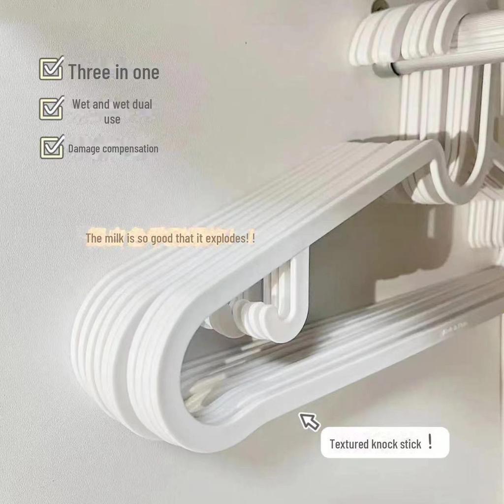 Japanese Black & White Non-Slip Hanger for Dormitory or Balcony