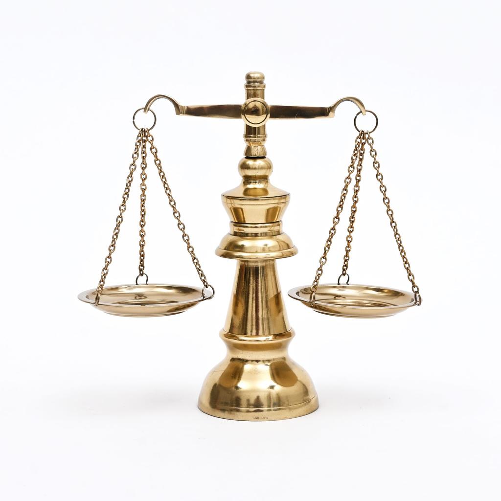 Antique Style Gold Balance Scale – Library & Desk Décor