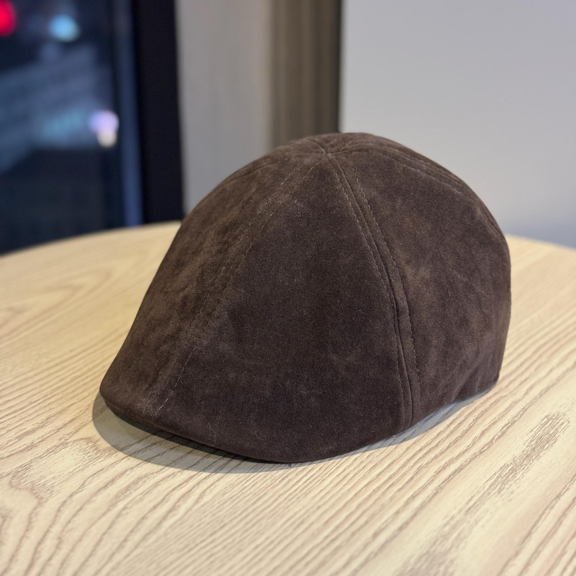 

Japanese-style versatile beret for large head sizes, makes the face look smaller, can be worn backwards, painter s hat, autumn and winter retro suede Adult54-59Adjustable коричневий