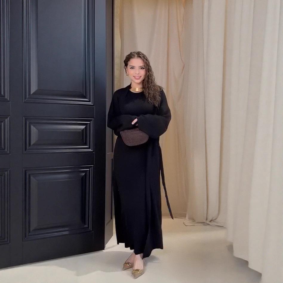 2025 Fall Women's Slim Fit Knit Dress - Round Neck, Long Sleeve, Wool