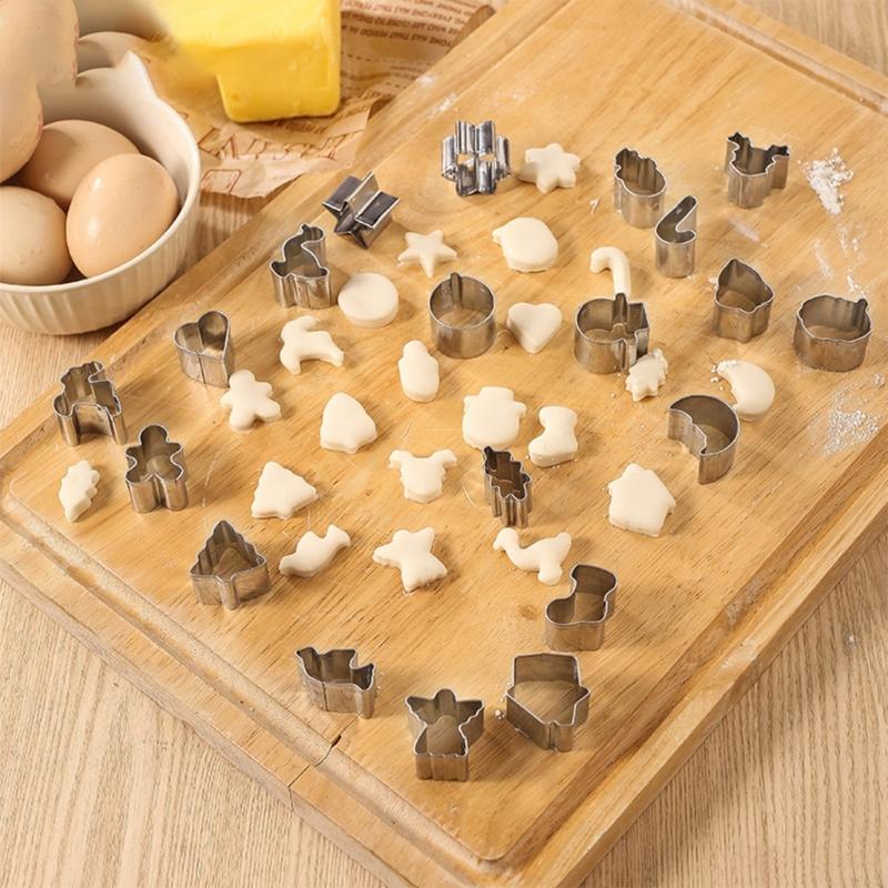 20Pcs Durable Stainless Steels Holiday Christmas Cookie Molds Assorted Shape For Festives Baking And Family Activity
