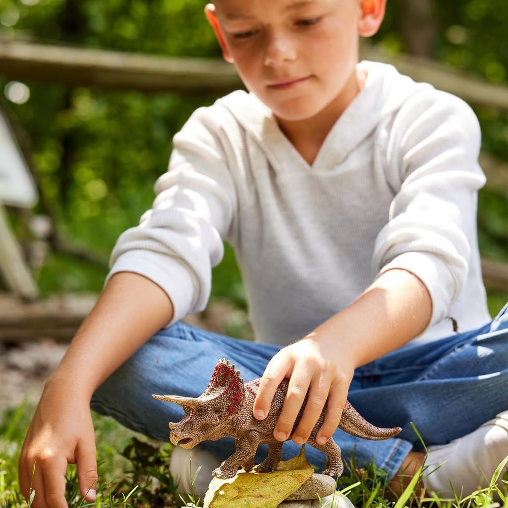 Schleich Triceratops Dinosaur Figure 15000