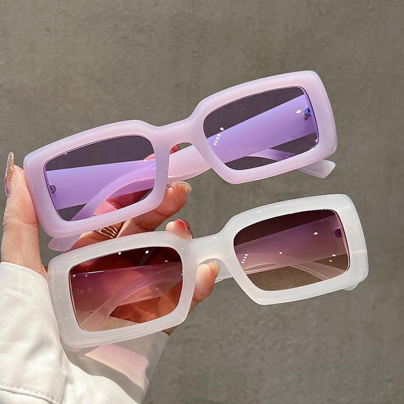 Retro Rectangle Sunglasses Women Fashion Square Gradient Candy Color Shades Sun Glasses Brand Design UV400 Female Eyewear
