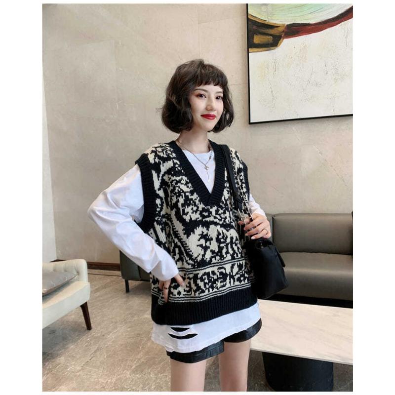 Retro Contrasting Totem Jacquard V-neck Knitted Vest Women's Black and White Patchwork Knitted Pullover Loose Casual Thin Sweater Autumn