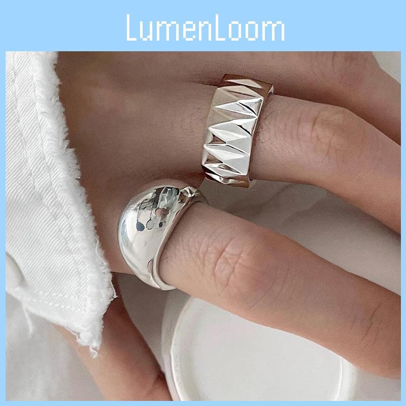 Chic And Fashionable Women's Copper Ring Featuring Dazzling Geometric Shapes