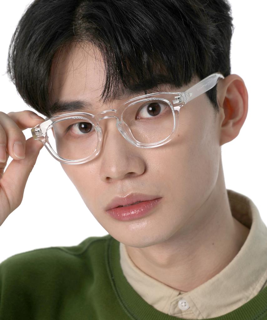 Eseubika Sbka Ted-C02 Blue Light Blocking Horn-Rimmed Glasses