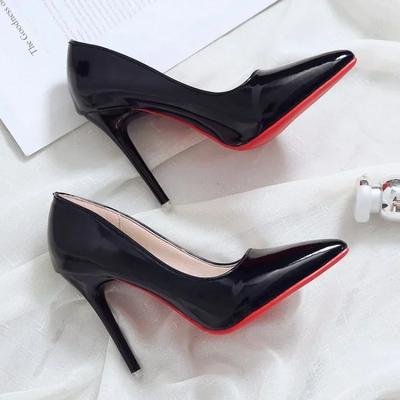 Mode 2024 Nouveaux Talons Hauts pour Femmes Semelle Rouge Bout Pointu Talons Stiletto Style Classique Mariage Dîner Couleurs Complètes Chaussures Décolletées