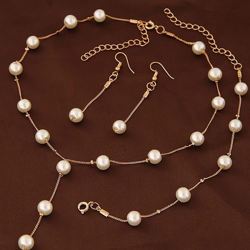 4PC Women's Fashion Imitation Pearl Necklace Earrings Bracelet Zircon Set Suitable for Wedding, Party, Festival Gifts